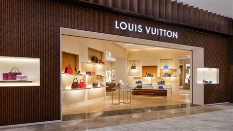 louis vuitton palacio de hierro polanco|palacio polanco moliere 222.